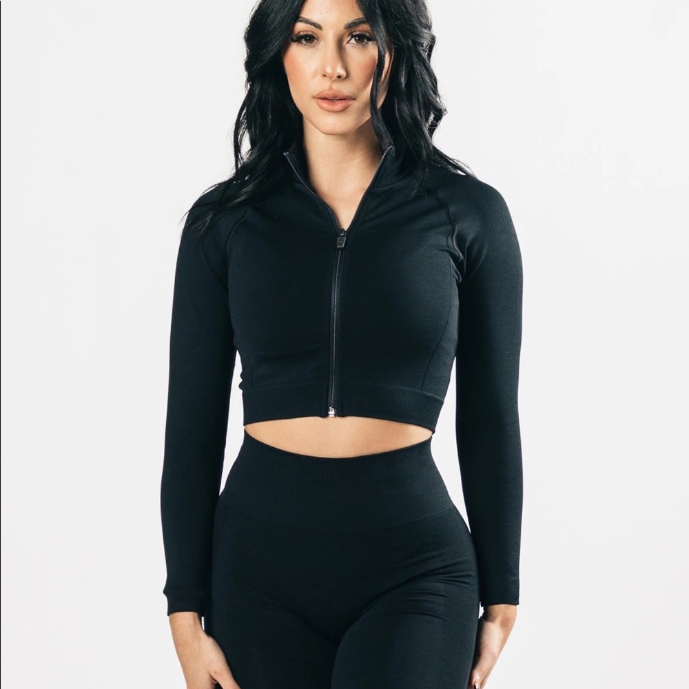 Alphalete Amplify Jacket